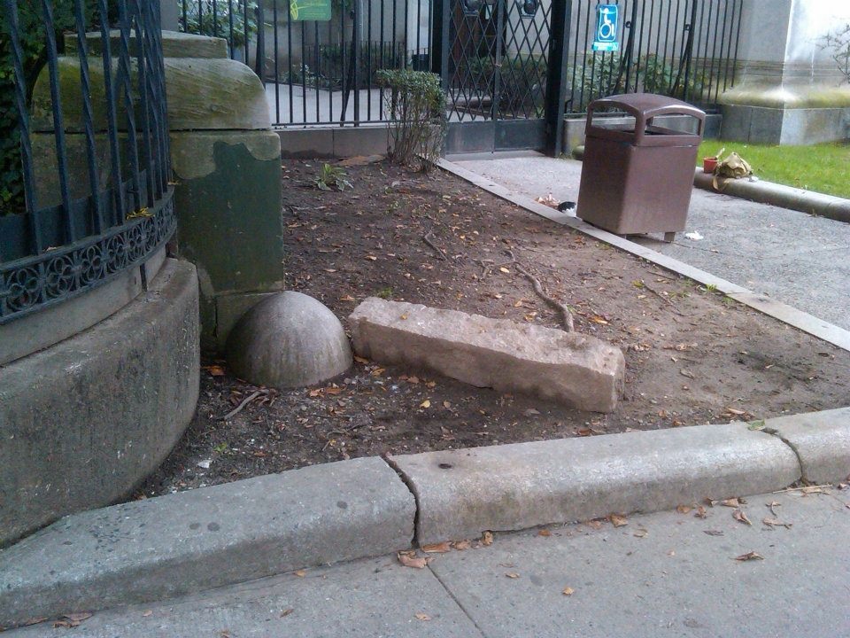 The garden site in front of the Children's Library entrance on Eastern Parkway, September 2011